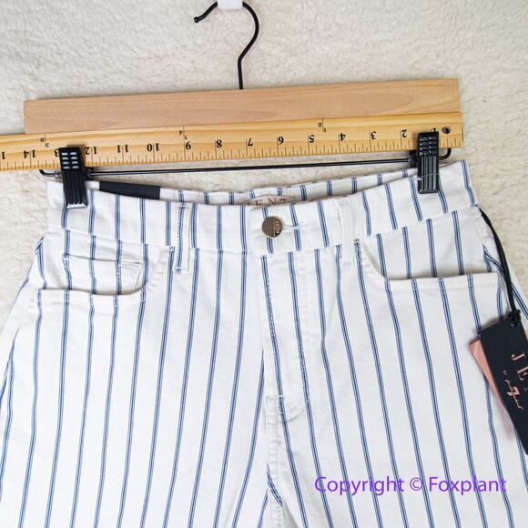New! Jen 7 by 7 for all mankind shorts white with blue stripes, women size‎ 4 - Picture 2 of 11
